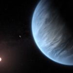 Künstlerische Darstellung eines Sub-Neptun-Exoplaneten wie K2-18b.